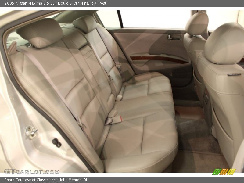 Liquid Silver Metallic / Frost 2005 Nissan Maxima 3.5 SL