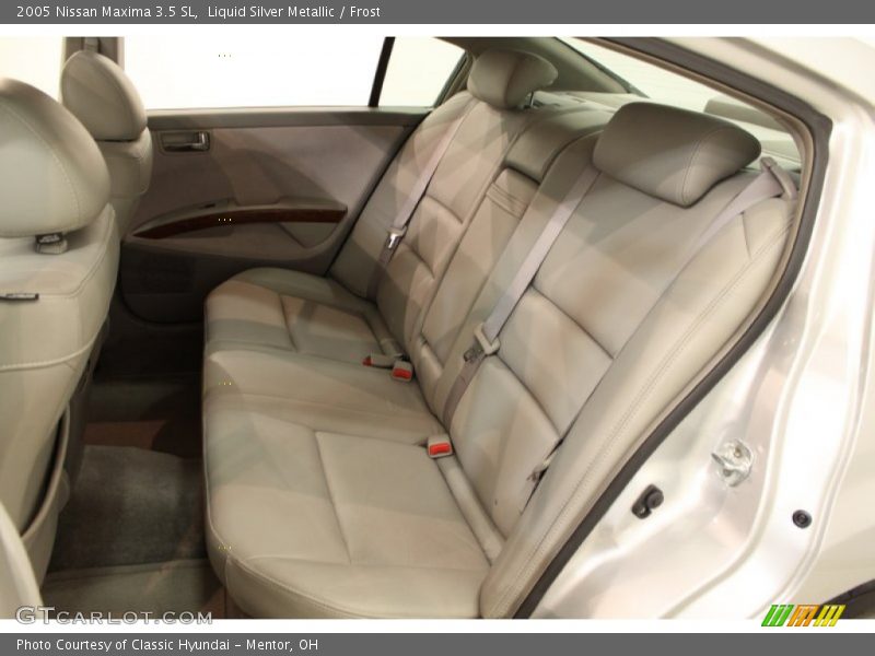 Liquid Silver Metallic / Frost 2005 Nissan Maxima 3.5 SL