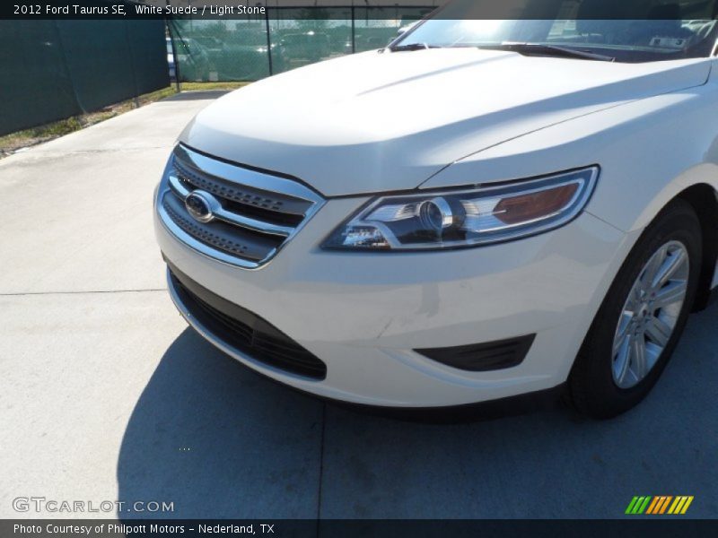 White Suede / Light Stone 2012 Ford Taurus SE
