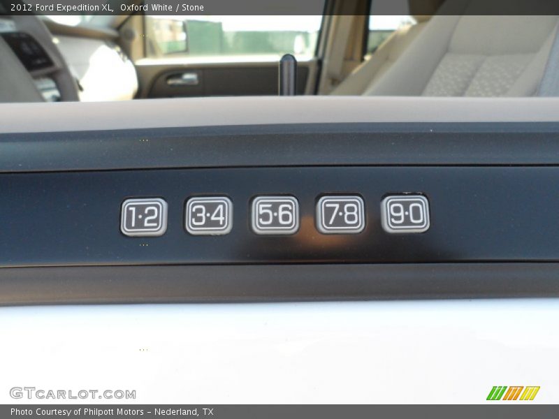 Oxford White / Stone 2012 Ford Expedition XL
