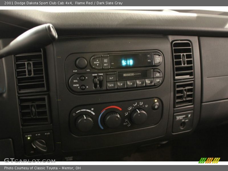 Flame Red / Dark Slate Gray 2001 Dodge Dakota Sport Club Cab 4x4
