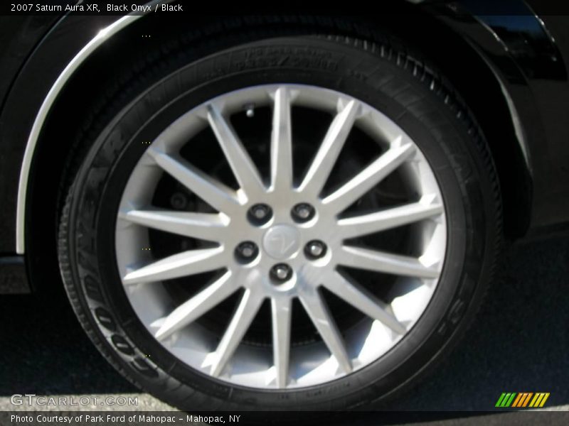 Black Onyx / Black 2007 Saturn Aura XR