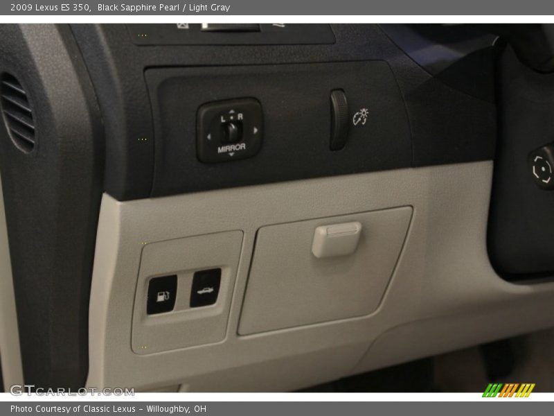 Black Sapphire Pearl / Light Gray 2009 Lexus ES 350