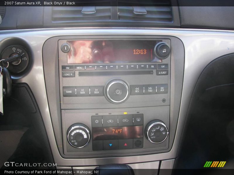 Black Onyx / Black 2007 Saturn Aura XR