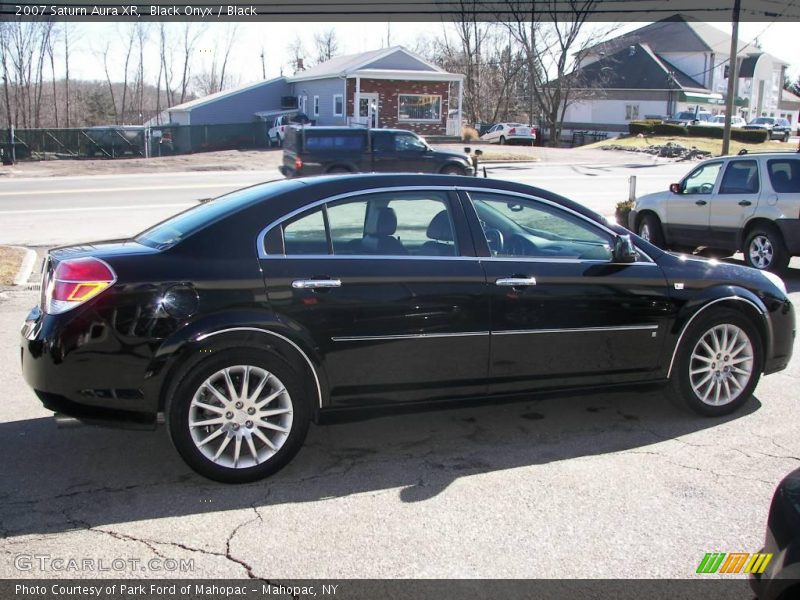 Black Onyx / Black 2007 Saturn Aura XR