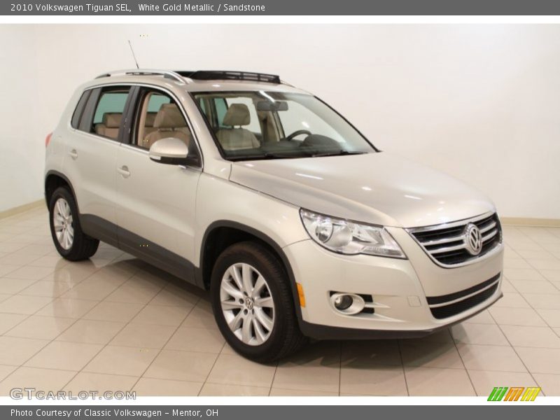 White Gold Metallic / Sandstone 2010 Volkswagen Tiguan SEL