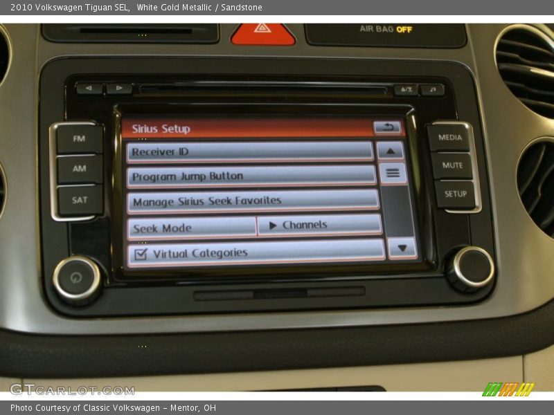 White Gold Metallic / Sandstone 2010 Volkswagen Tiguan SEL