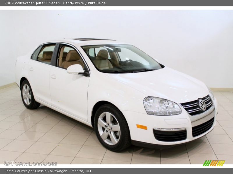 Candy White / Pure Beige 2009 Volkswagen Jetta SE Sedan