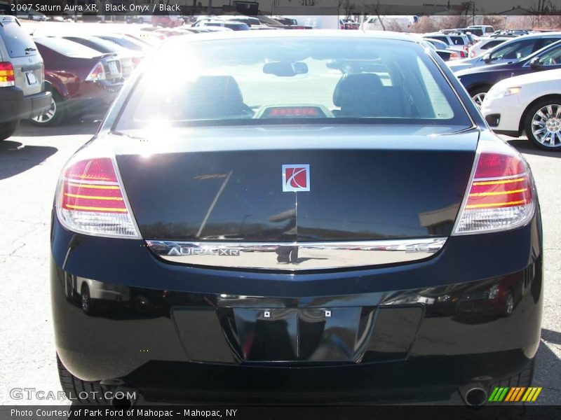 Black Onyx / Black 2007 Saturn Aura XR