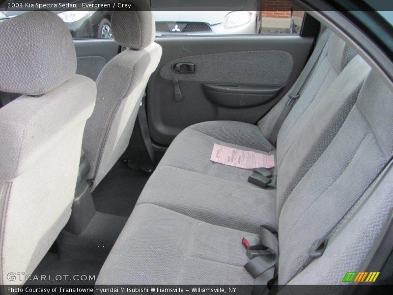  2003 Spectra Sedan Grey Interior