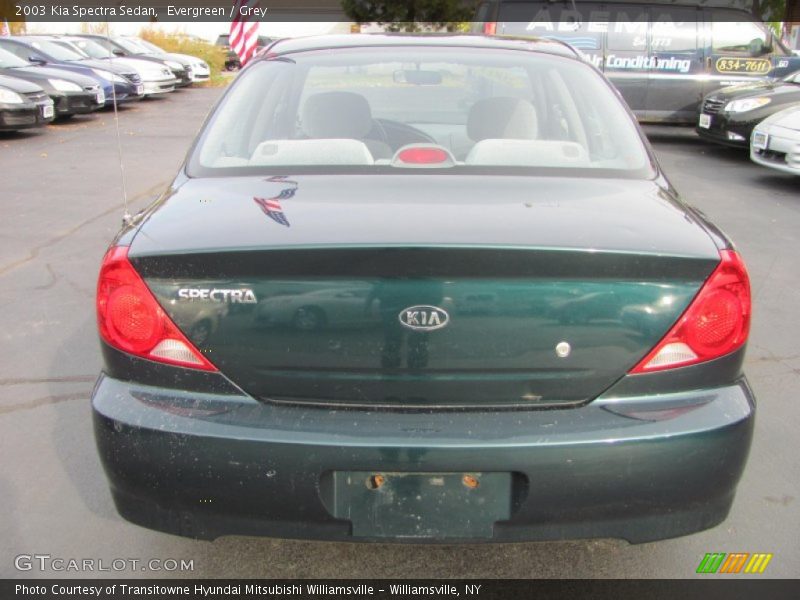 Evergreen / Grey 2003 Kia Spectra Sedan