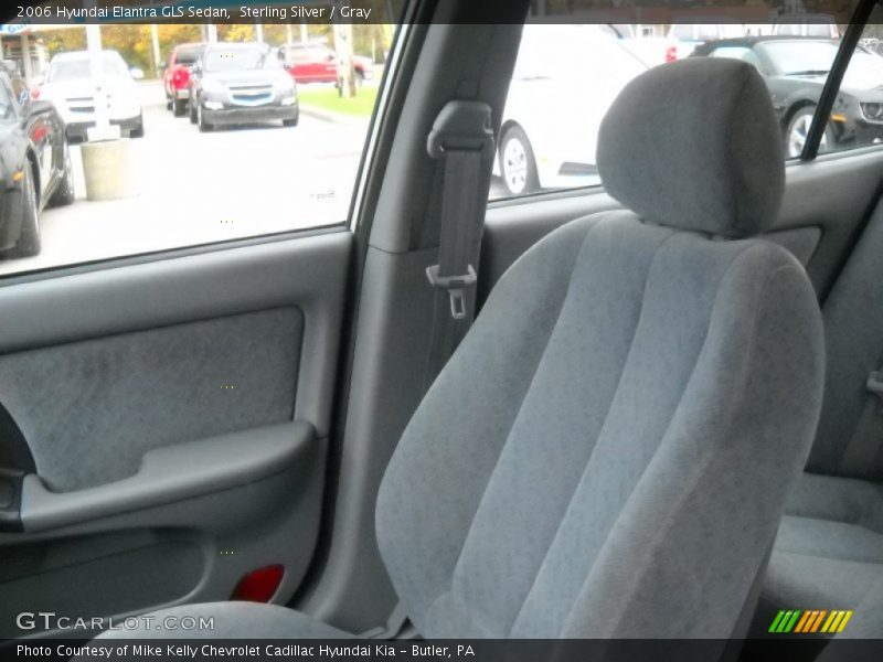 Sterling Silver / Gray 2006 Hyundai Elantra GLS Sedan