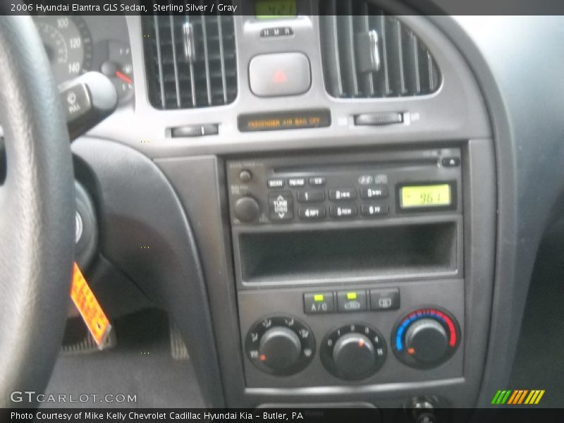Sterling Silver / Gray 2006 Hyundai Elantra GLS Sedan
