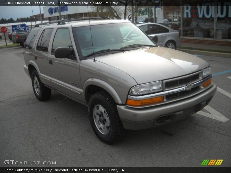 Sandalwood Metallic / Medium Gray 2004 Chevrolet Blazer LS 4x4
