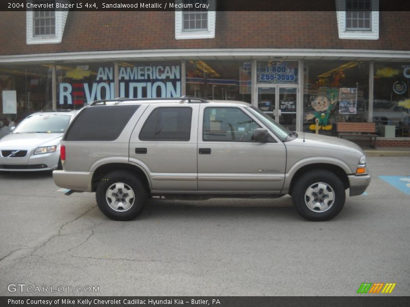 Sandalwood Metallic / Medium Gray 2004 Chevrolet Blazer LS 4x4