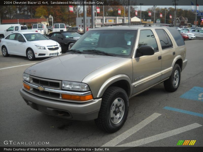 Sandalwood Metallic / Medium Gray 2004 Chevrolet Blazer LS 4x4