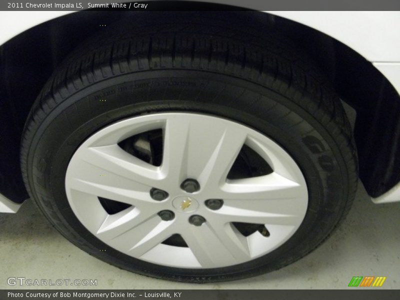 Summit White / Gray 2011 Chevrolet Impala LS