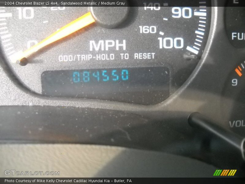 Sandalwood Metallic / Medium Gray 2004 Chevrolet Blazer LS 4x4