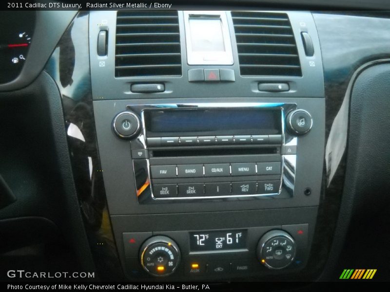 Radiant Silver Metallic / Ebony 2011 Cadillac DTS Luxury
