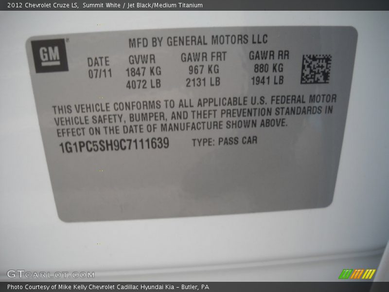 Summit White / Jet Black/Medium Titanium 2012 Chevrolet Cruze LS