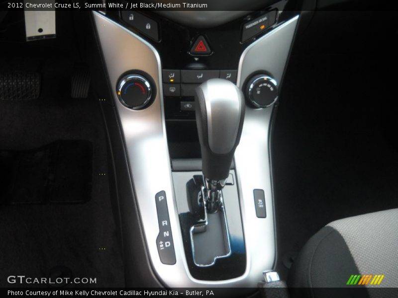 Summit White / Jet Black/Medium Titanium 2012 Chevrolet Cruze LS