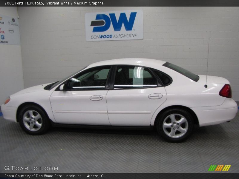 Vibrant White / Medium Graphite 2001 Ford Taurus SES