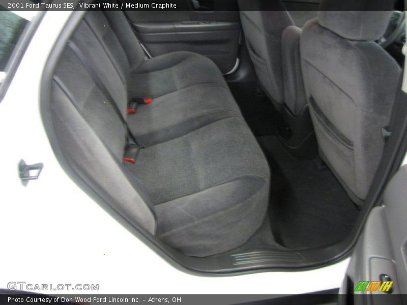 Vibrant White / Medium Graphite 2001 Ford Taurus SES