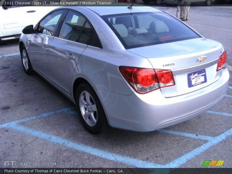 Silver Ice Metallic / Medium Titanium 2011 Chevrolet Cruze LT