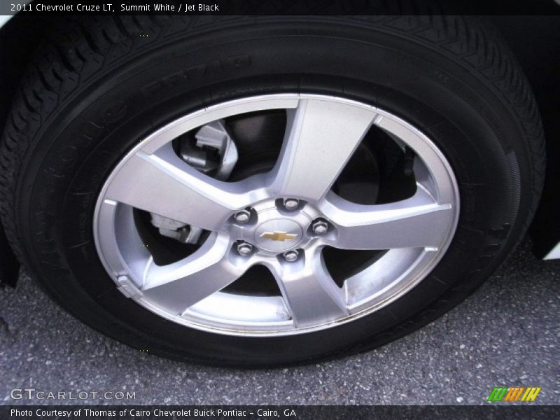 Summit White / Jet Black 2011 Chevrolet Cruze LT