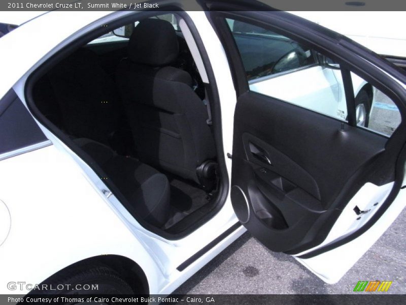 Summit White / Jet Black 2011 Chevrolet Cruze LT