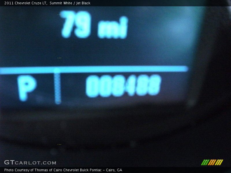 Summit White / Jet Black 2011 Chevrolet Cruze LT