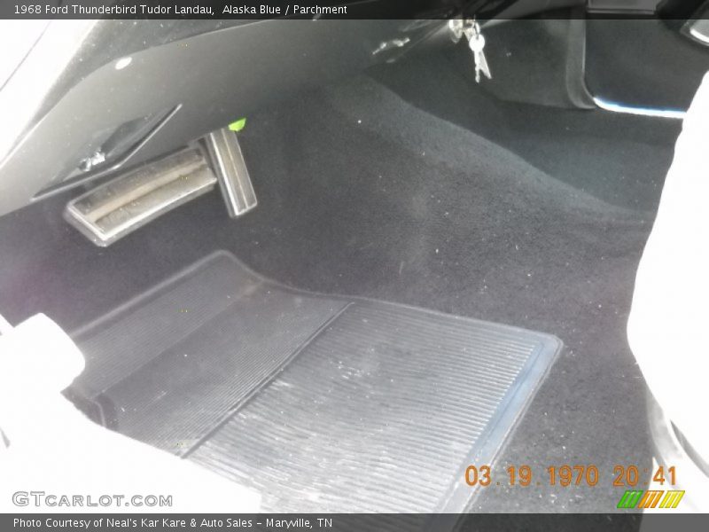  1968 Thunderbird Tudor Landau Parchment Interior