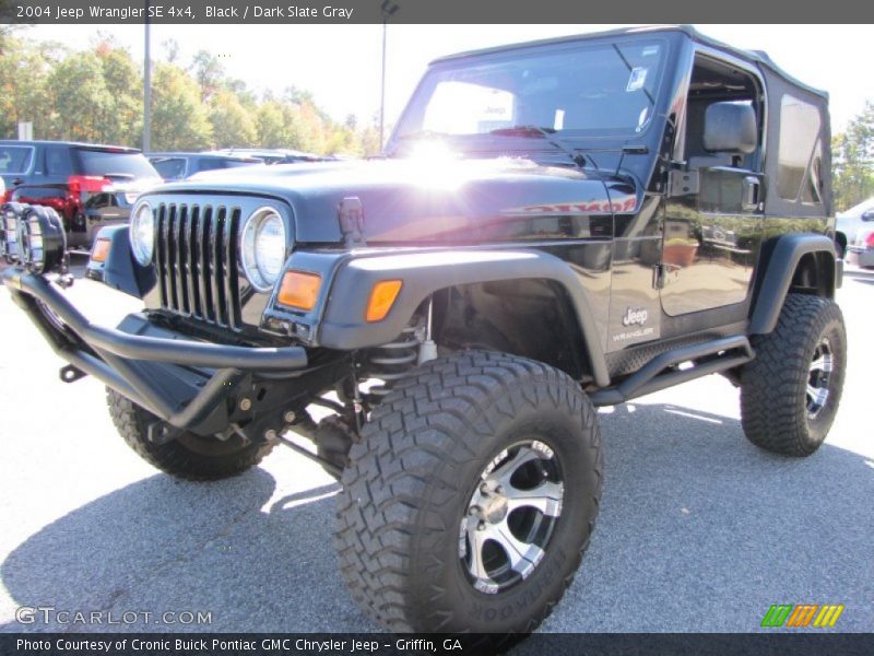 Black / Dark Slate Gray 2004 Jeep Wrangler SE 4x4