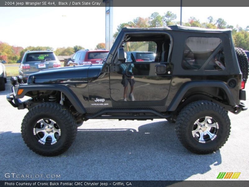 Black / Dark Slate Gray 2004 Jeep Wrangler SE 4x4