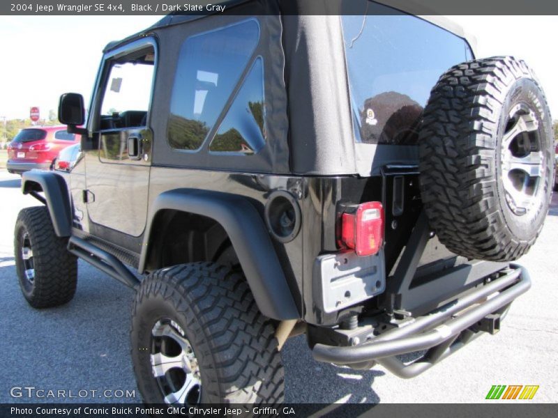 Black / Dark Slate Gray 2004 Jeep Wrangler SE 4x4