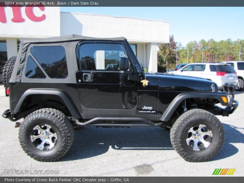 Black / Dark Slate Gray 2004 Jeep Wrangler SE 4x4