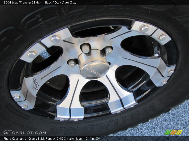 Black / Dark Slate Gray 2004 Jeep Wrangler SE 4x4