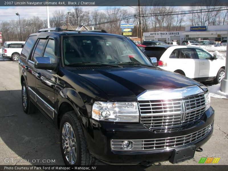 Black / Charcoal 2007 Lincoln Navigator Ultimate 4x4