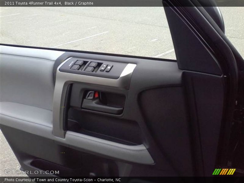Black / Graphite 2011 Toyota 4Runner Trail 4x4