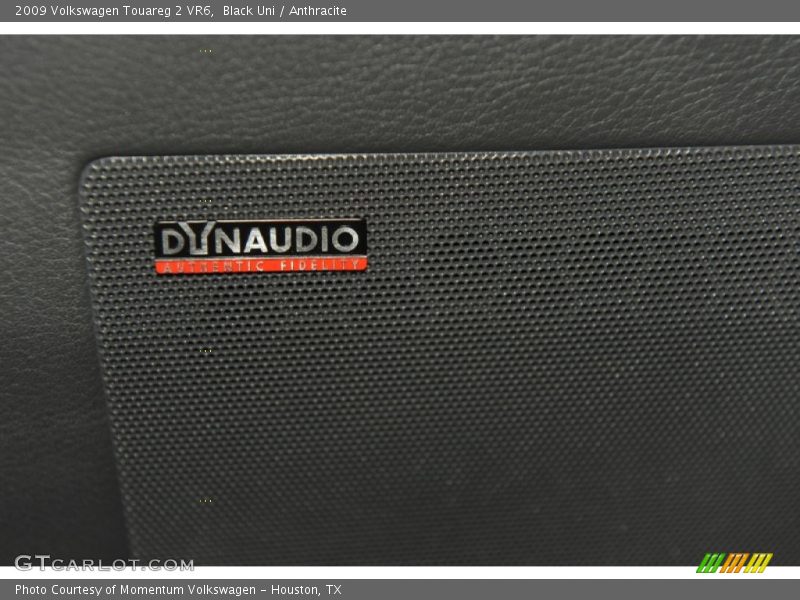 Black Uni / Anthracite 2009 Volkswagen Touareg 2 VR6
