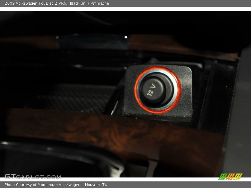 Black Uni / Anthracite 2009 Volkswagen Touareg 2 VR6