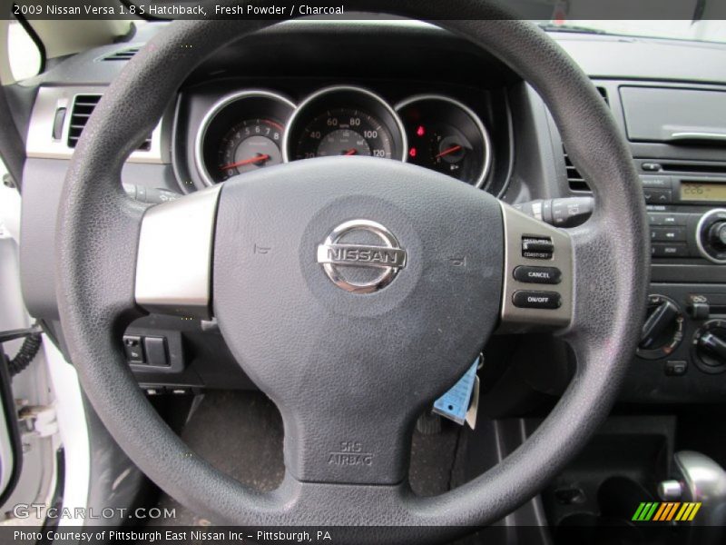 Fresh Powder / Charcoal 2009 Nissan Versa 1.8 S Hatchback