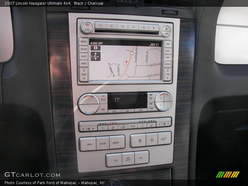 Black / Charcoal 2007 Lincoln Navigator Ultimate 4x4