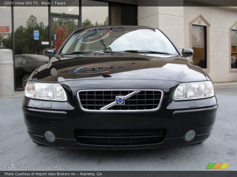 Black / Taupe 2005 Volvo S60 T5
