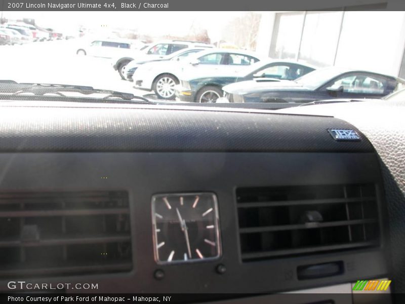 Black / Charcoal 2007 Lincoln Navigator Ultimate 4x4
