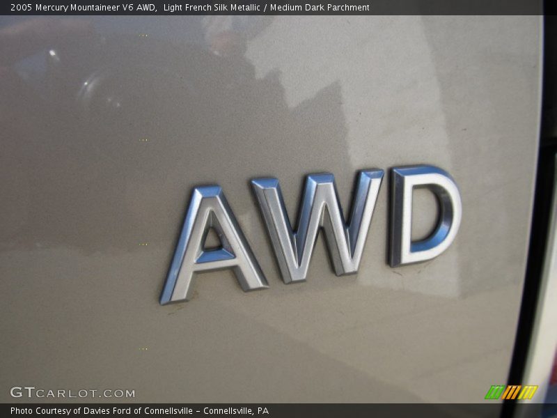 Light French Silk Metallic / Medium Dark Parchment 2005 Mercury Mountaineer V6 AWD