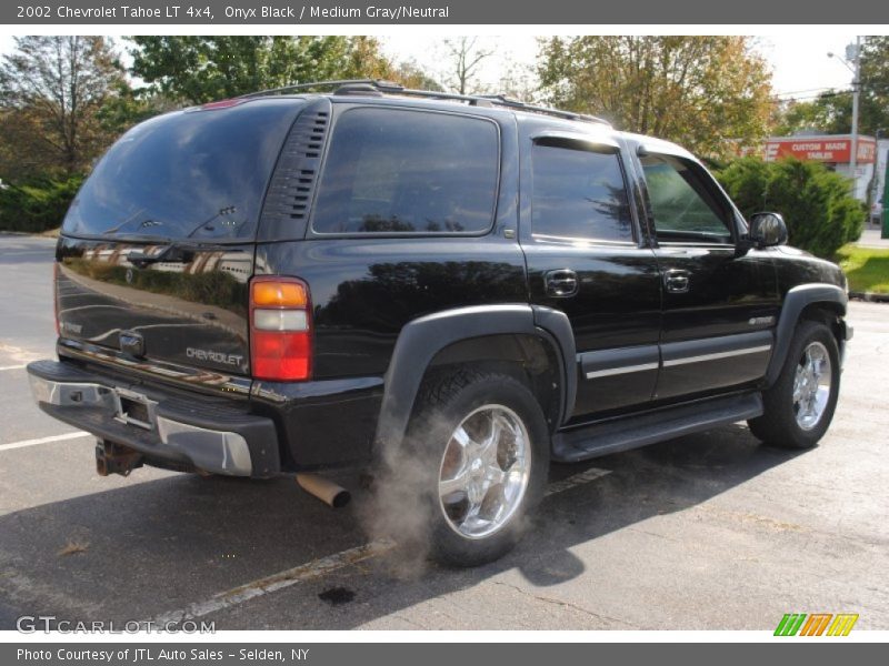 Onyx Black / Medium Gray/Neutral 2002 Chevrolet Tahoe LT 4x4