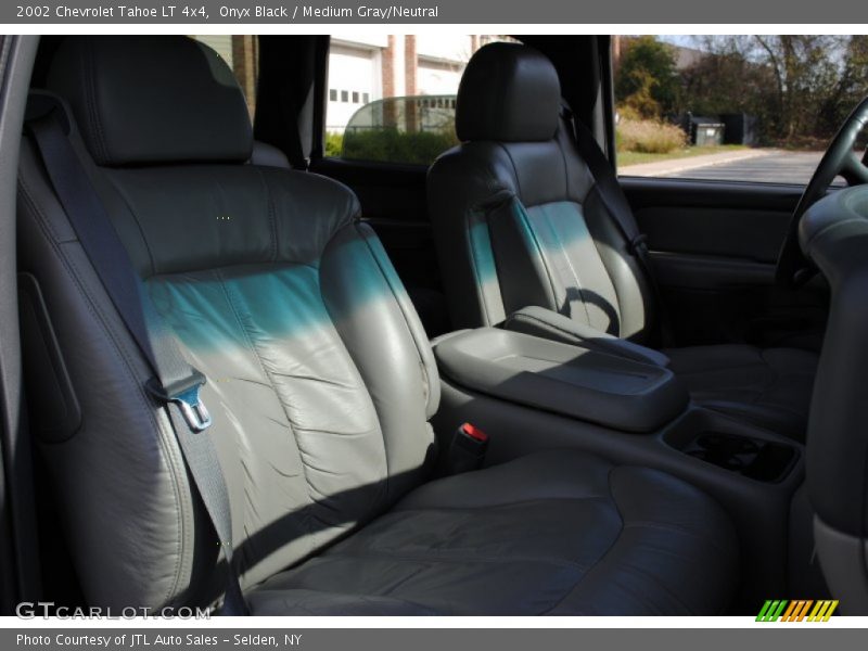 Onyx Black / Medium Gray/Neutral 2002 Chevrolet Tahoe LT 4x4