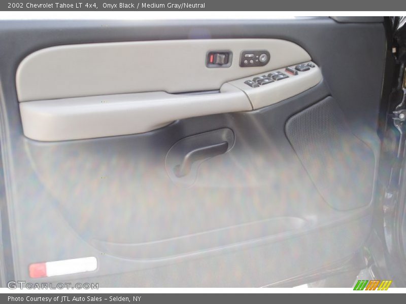 Onyx Black / Medium Gray/Neutral 2002 Chevrolet Tahoe LT 4x4