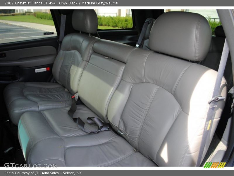 Onyx Black / Medium Gray/Neutral 2002 Chevrolet Tahoe LT 4x4